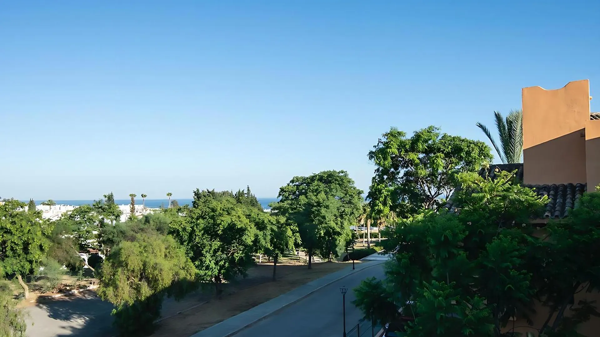 Aa Guest - Golf Paradise Eco Apartment With Swimming Pool In Estepona Spanje